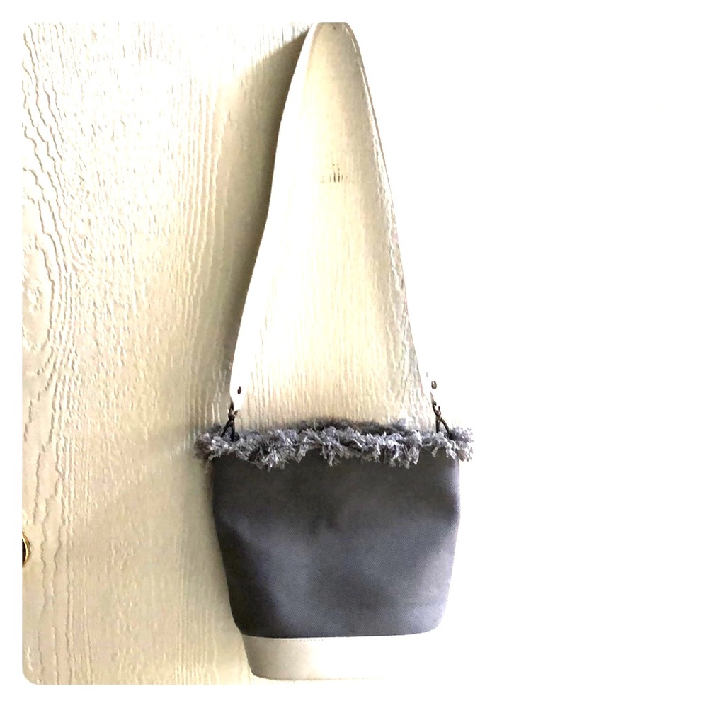 NM gray canvas bucket bag NWT so cute forSPRING🌸